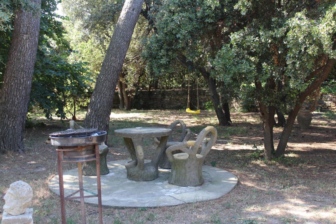 Le Mas De Lucien Entre Arles, Nimes, Avignon. Бокер Экстерьер фото