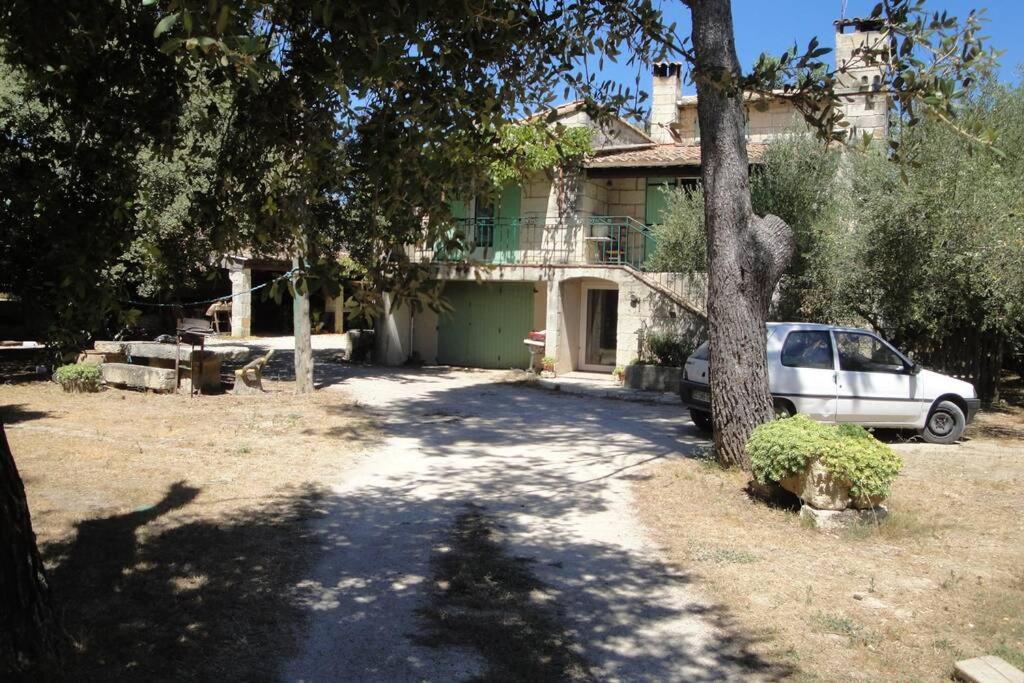 Le Mas De Lucien Entre Arles, Nimes, Avignon. Бокер Экстерьер фото